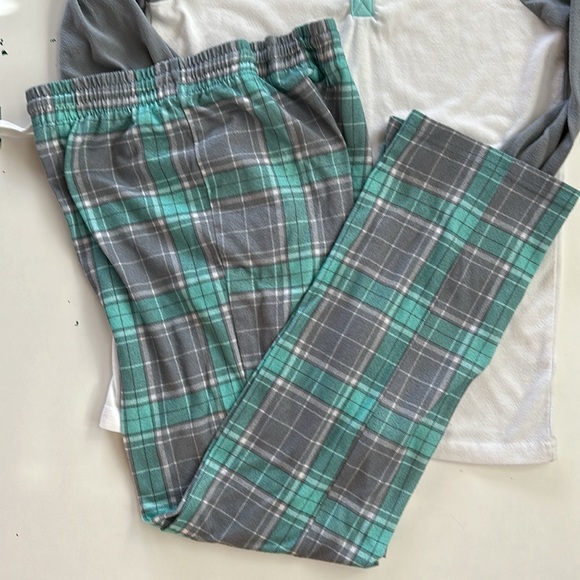 Cat&jack pajamas size 12-14 - Picture 2 of 4